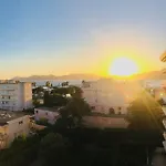 Amazing Sea View, Parking, Easy Beach Access