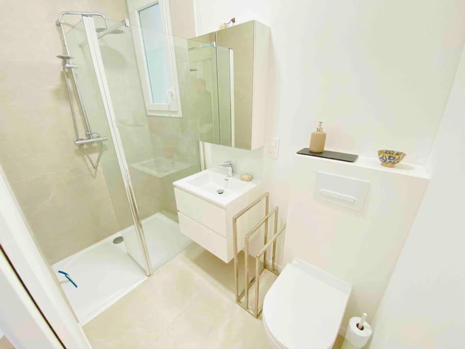 Appartement Amazing Sea View, Parking, Easy Access